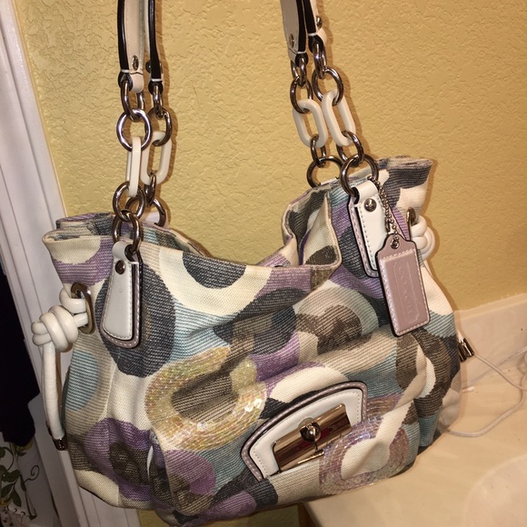 Coach purse - Picture 1 of 2